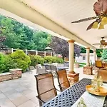 Cheerful 5-Bedroom Resort With Heated Pool