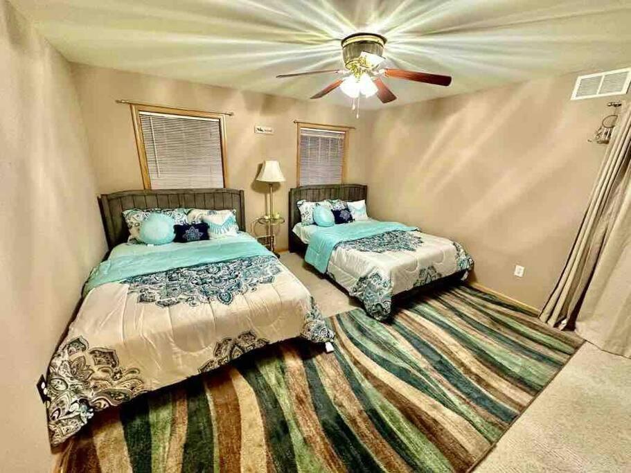 Cheerful 5-bedroom With Heated Pool Villa *